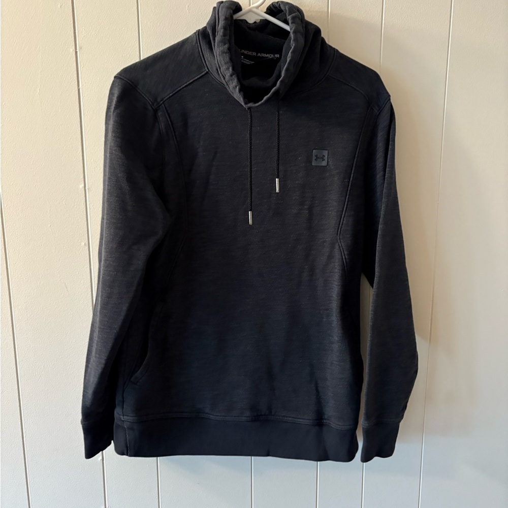 Women’s medium Under Armour Sweatshirt with Drawstring EUC Sporty Casual